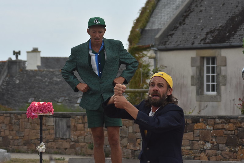 Les Zinzins pr&eacute;sentent DiscoZ (Place aux M&ocirc;mes) en concert